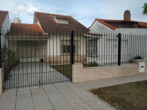 Chalet en Punta Mogotes - Sólo Familias - NO se aceptan grupos de jóvenes